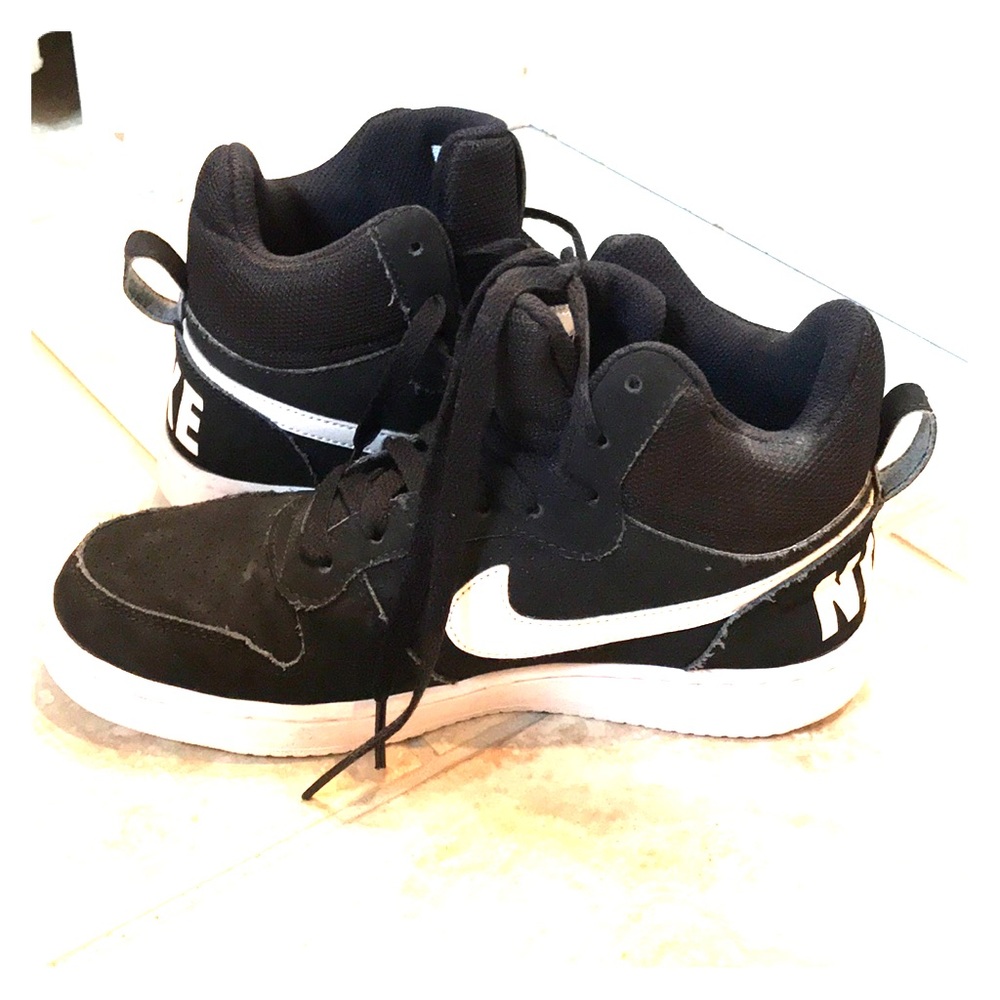 Nike Court Borough Mid - Womens